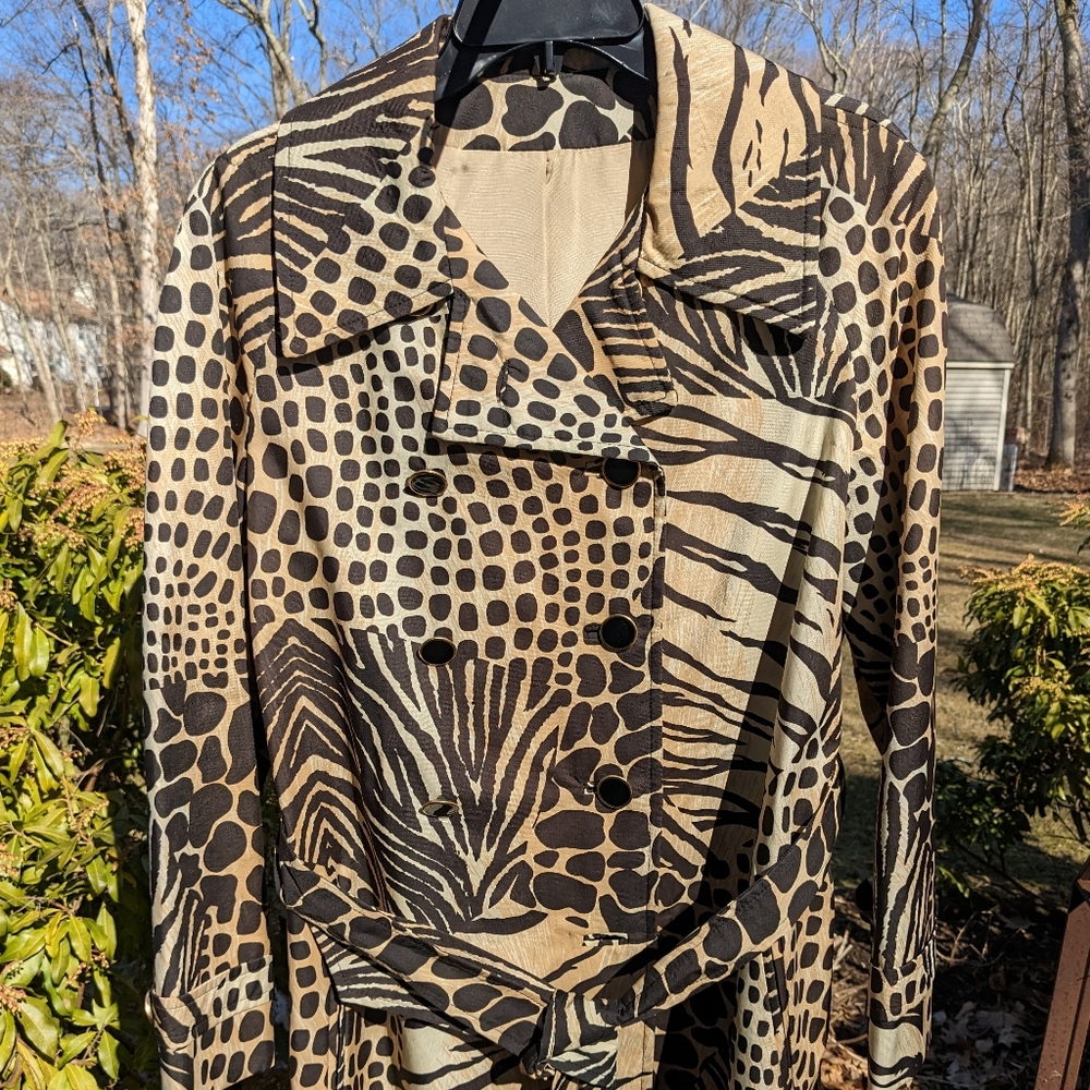 Count Remi Vintage Trench - Picture 16 of 16